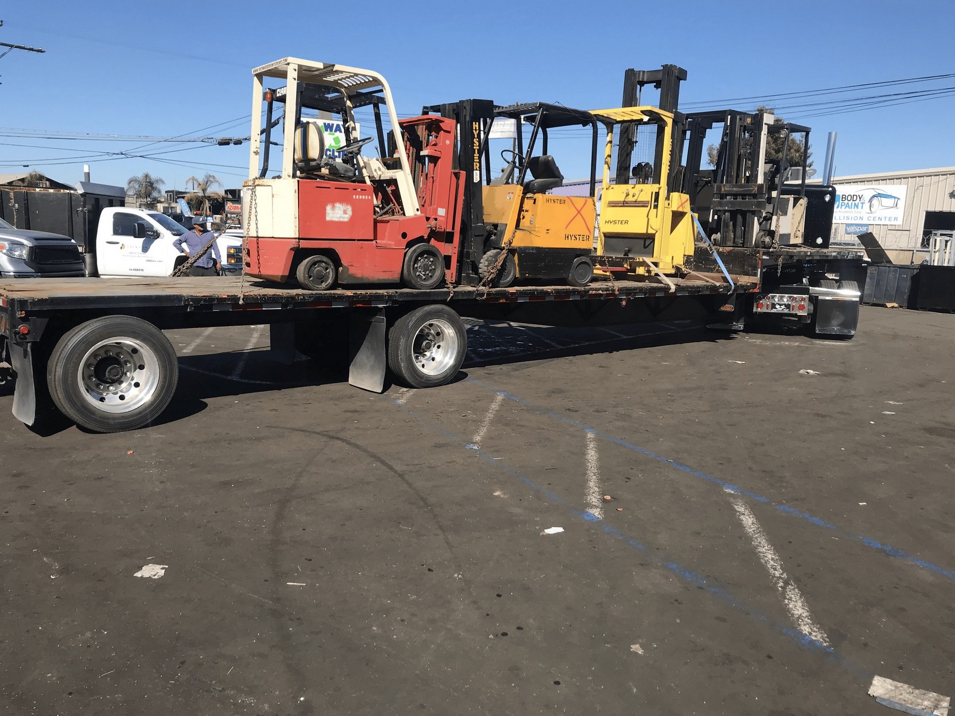 C4S Recycling haul truck loaded for transport