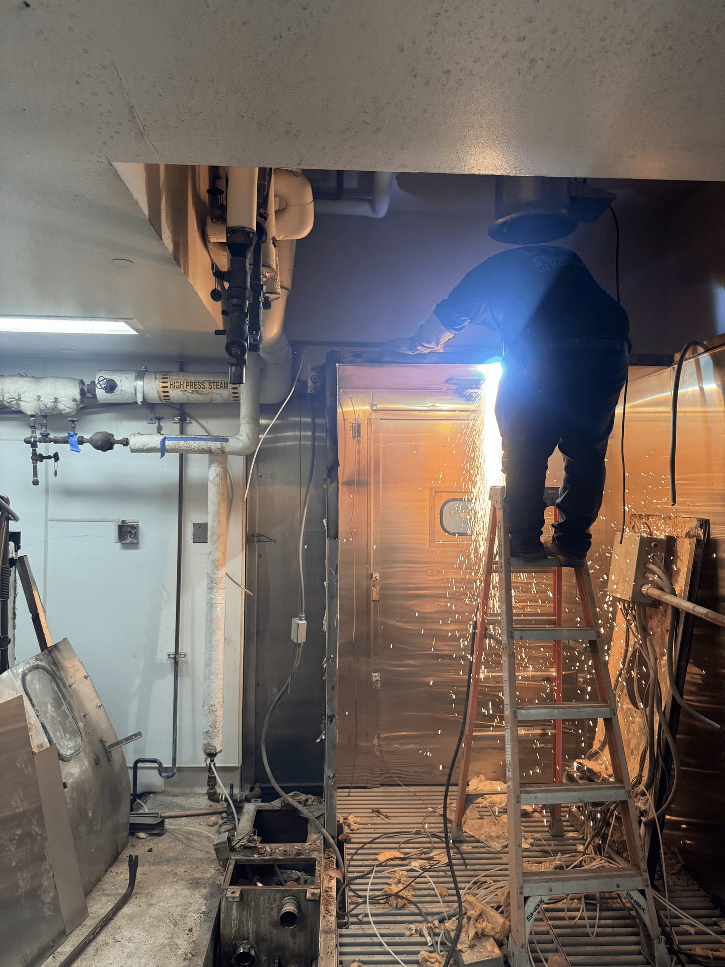 C4S Recycling operator performing certified destruction of equipment